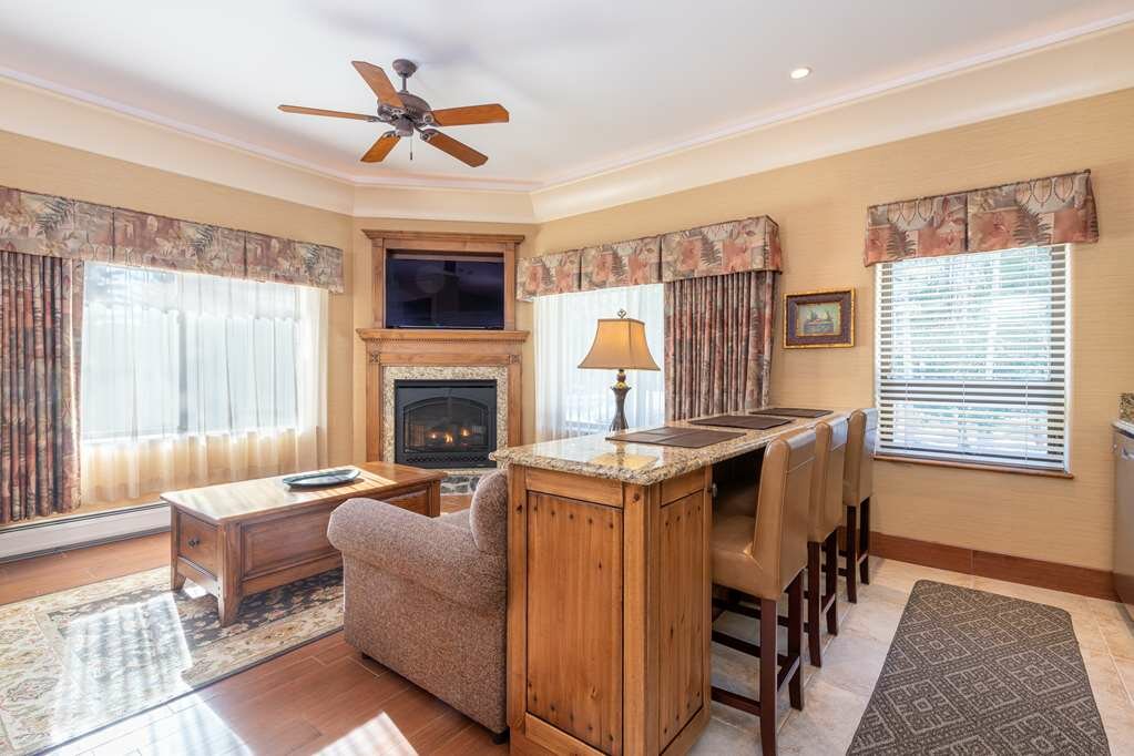 Фото Best Western Plus Waterbury - Stowe