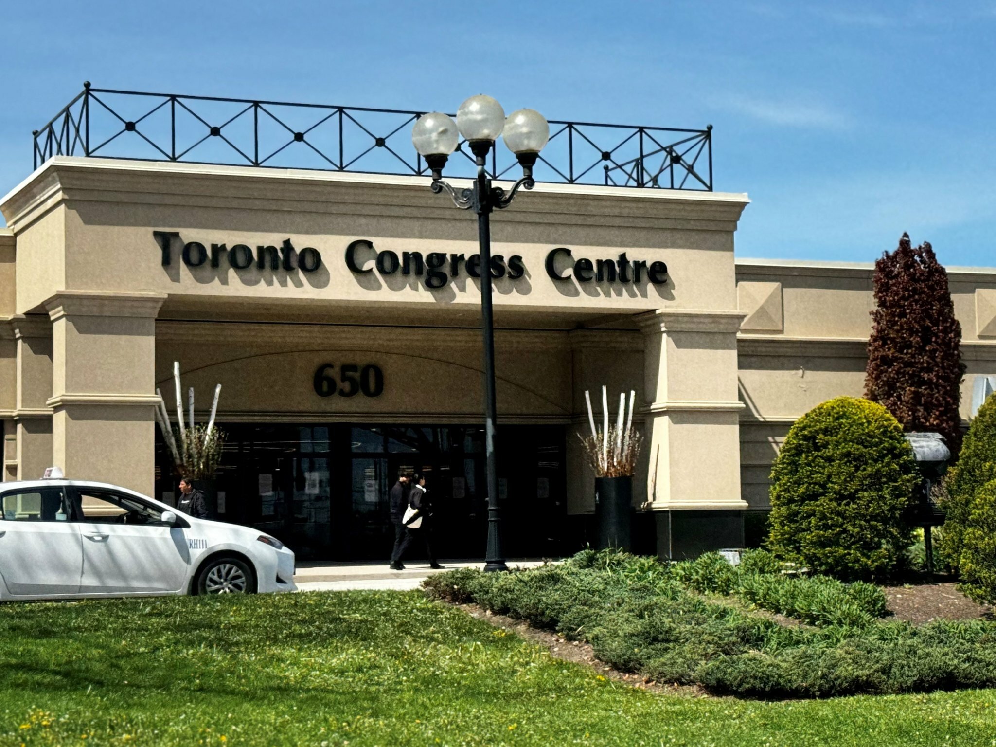 Фото Holiday Inn Toronto Airport East