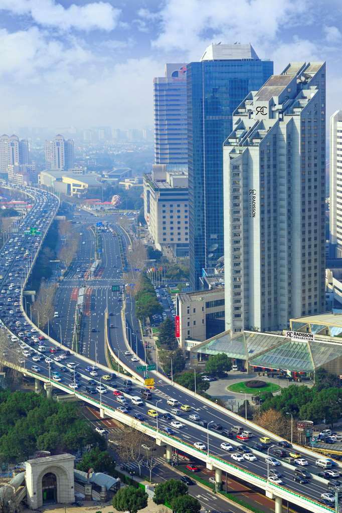 Фото Radisson Collection Hotel Yangtze Shanghai