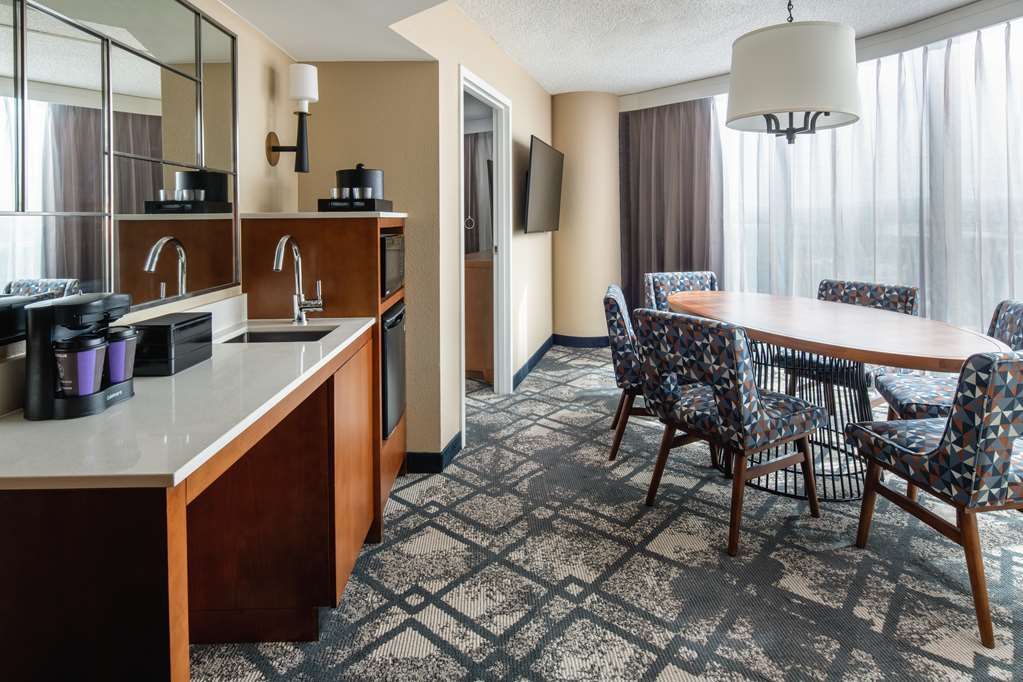 Фото Embassy Suites San Francisco Airport - South San Francisco