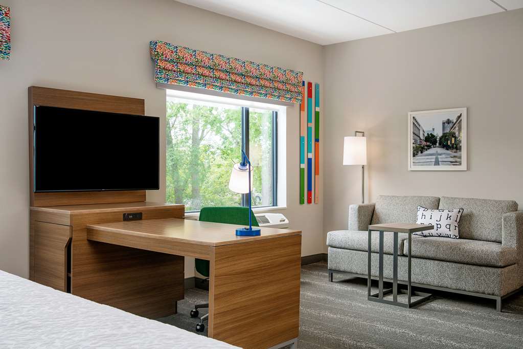 Фото Hampton Inn & Suites Raleigh Midtown
