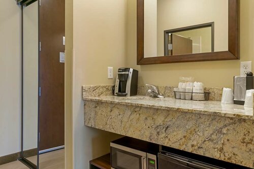Гостиница Best Western Plus Lacey Inn & Suites в Олимпии