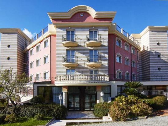 Фото San Giovanni Rotondo Palace - Alihotels