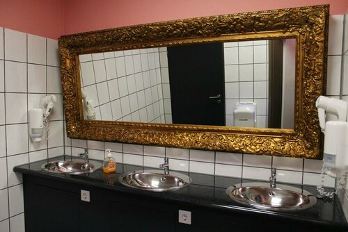 Гостиница BoxHotel Göttingen App Based Hotel в Гёттингене
