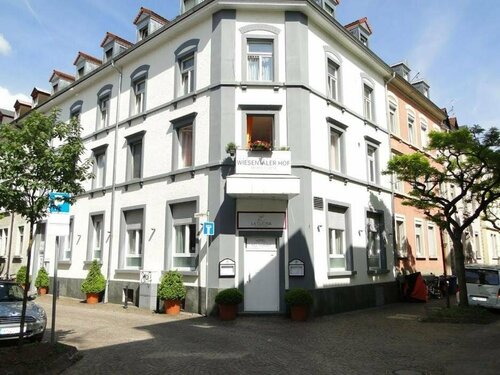 Гостиница Wiesentäler Hof Hotel Garni в Кройцлингене