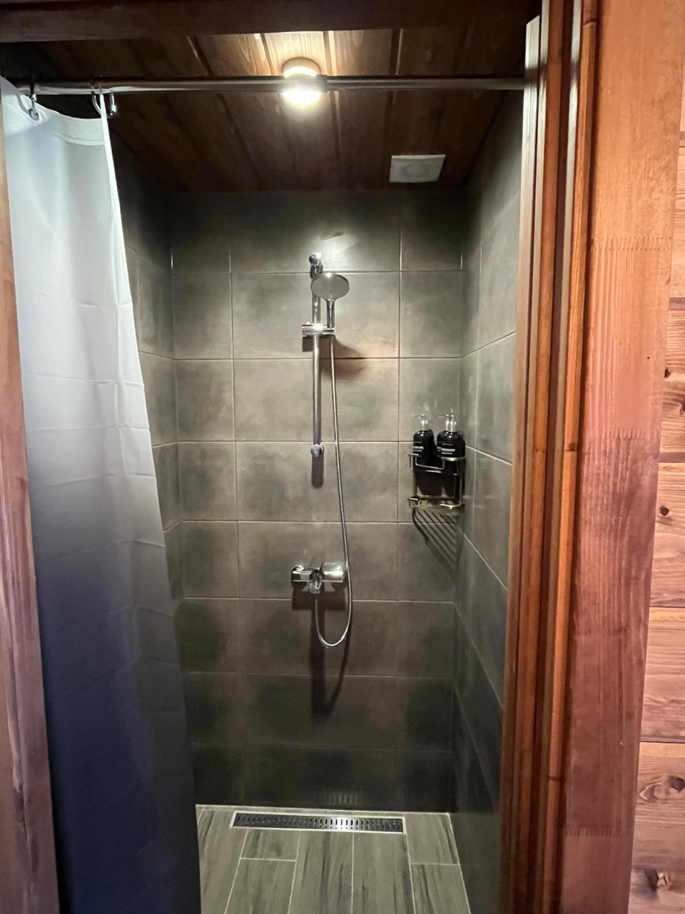 Фото Домик на берегу