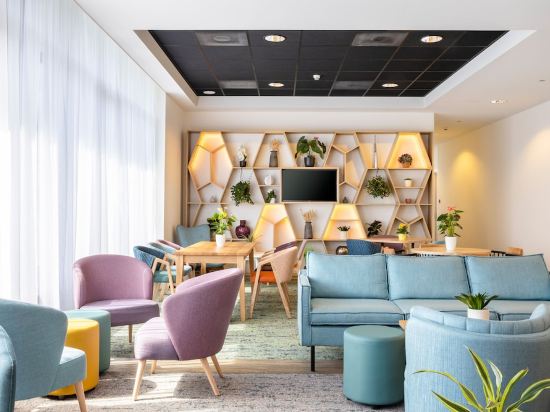 Фото Hampton by Hilton Amsterdam Airport Schiphol