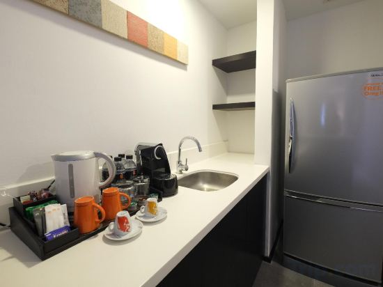 Фото G Hotel Kelawai