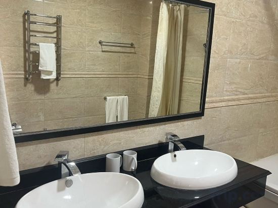 Фото Business Hotel Almaty