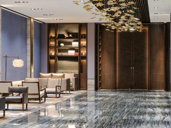 Фото Courtyard Shanghai International Tourism and Resorts Zone