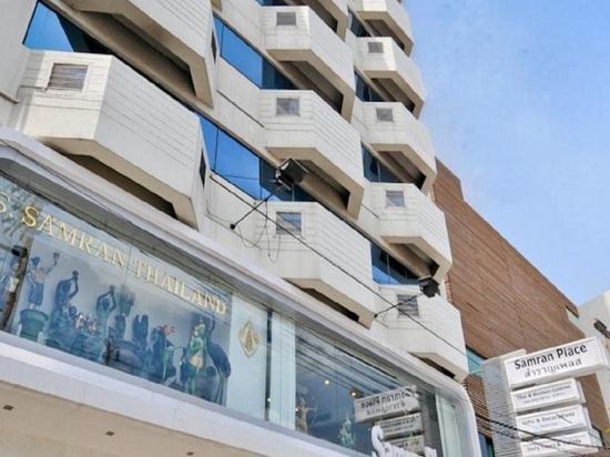 Фото Samran Place Hotel