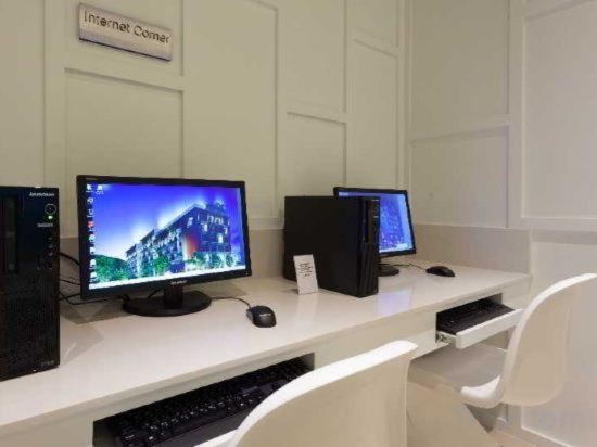 Фото Best Western Patong Beach