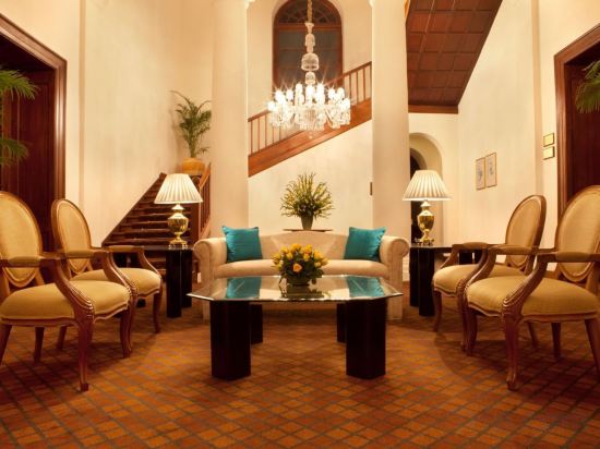Фото Maidens Hotel