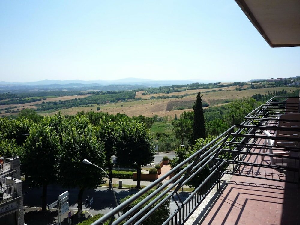 Фото Hotel Montecarlo