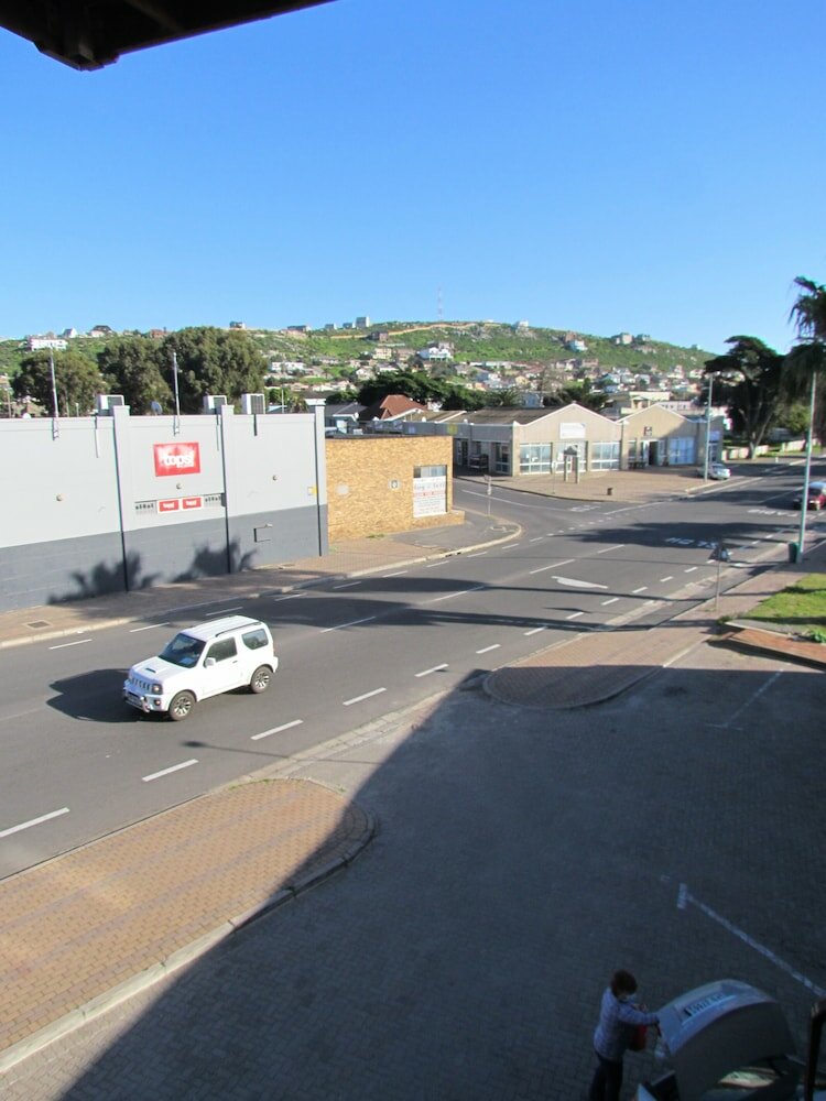 Фото Hoedjiesbaai Hotel