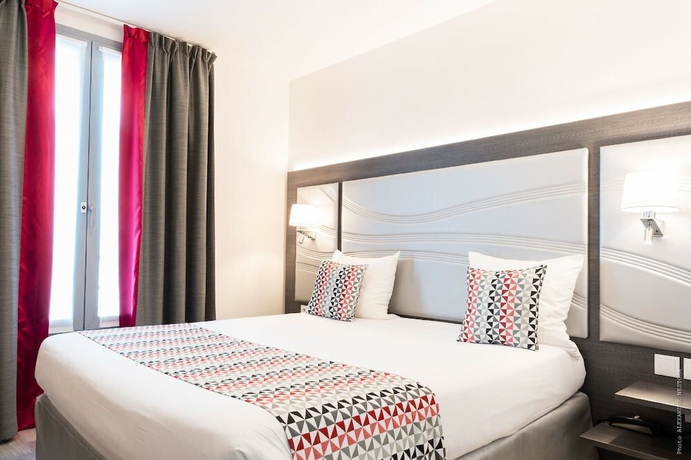 Фото Hôtel Versailles Chantiers