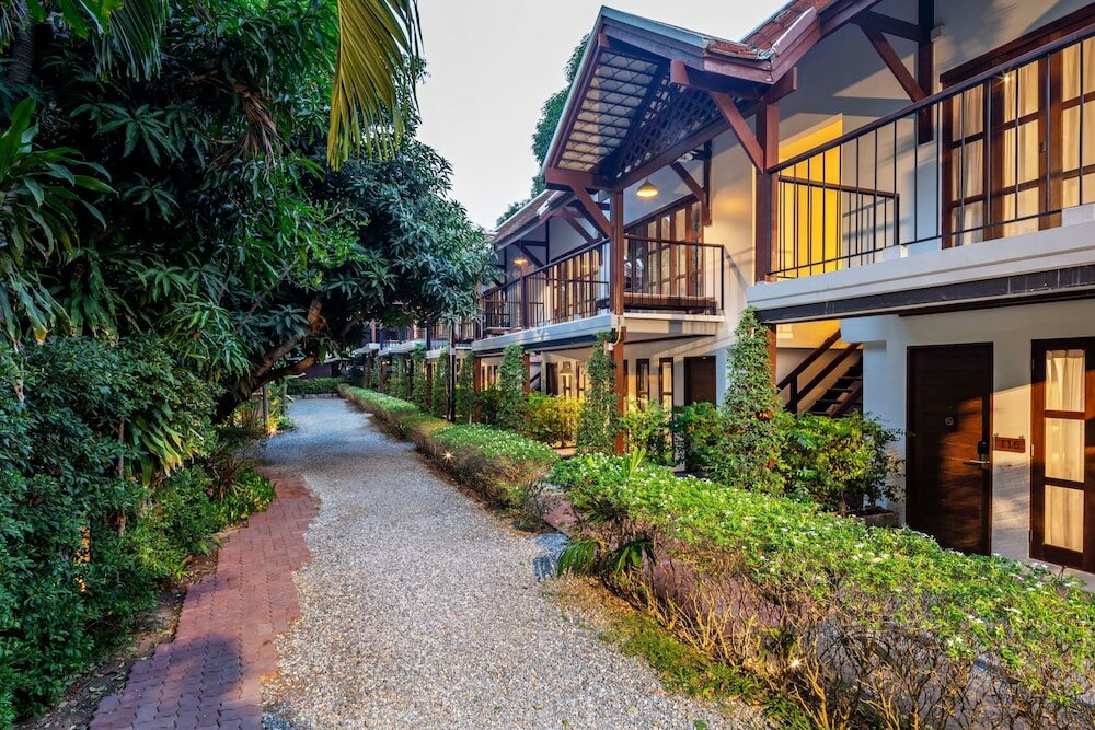Фото The Monttra Pattaya