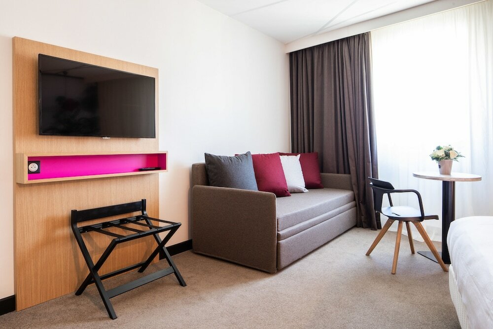 Фото Ibis Styles Dinan Centre Ville
