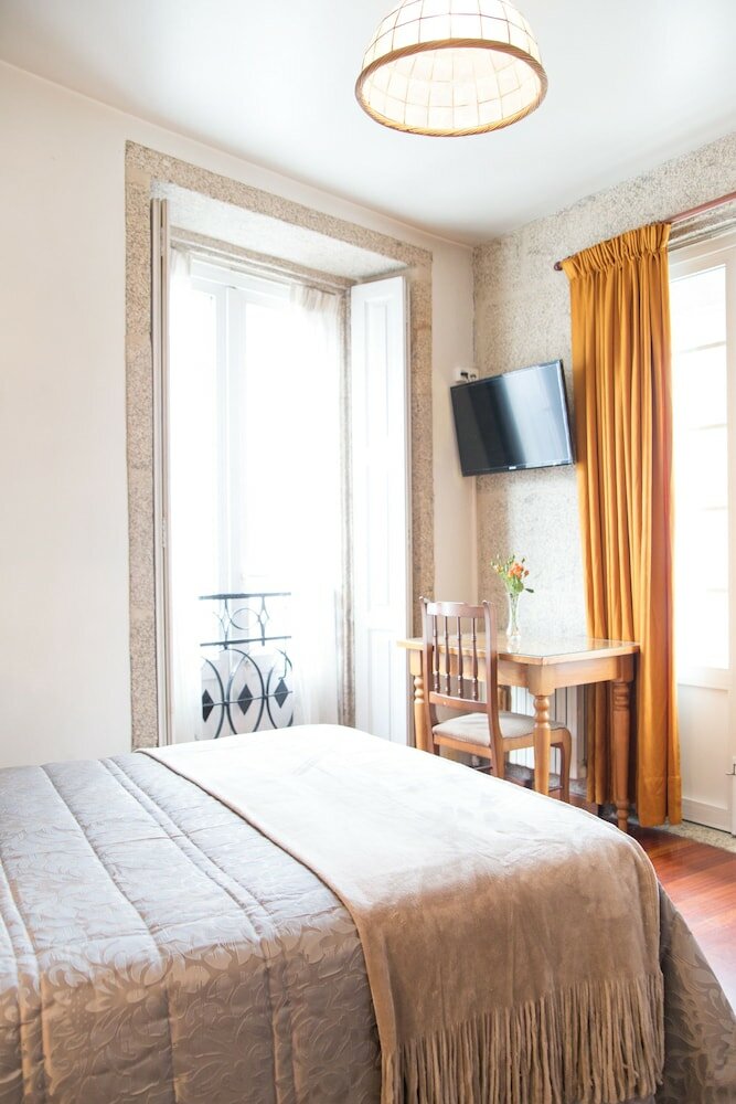 Фото Linares Rooms Santiago