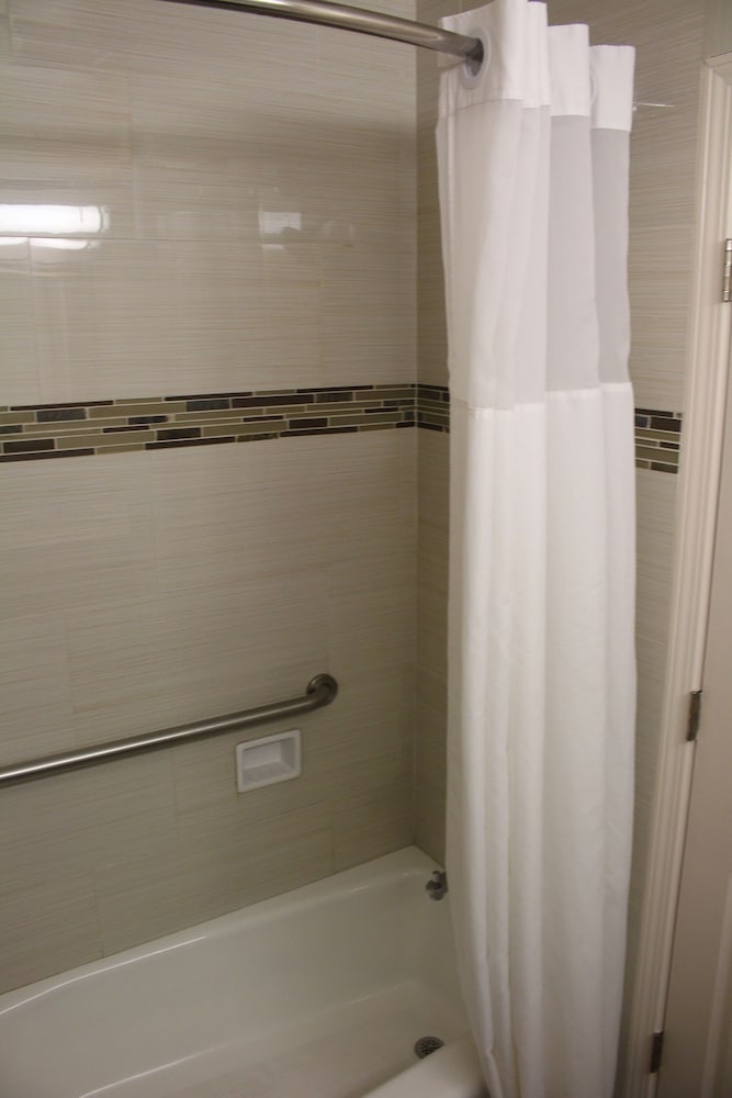 Фото Bay Bridge Inn