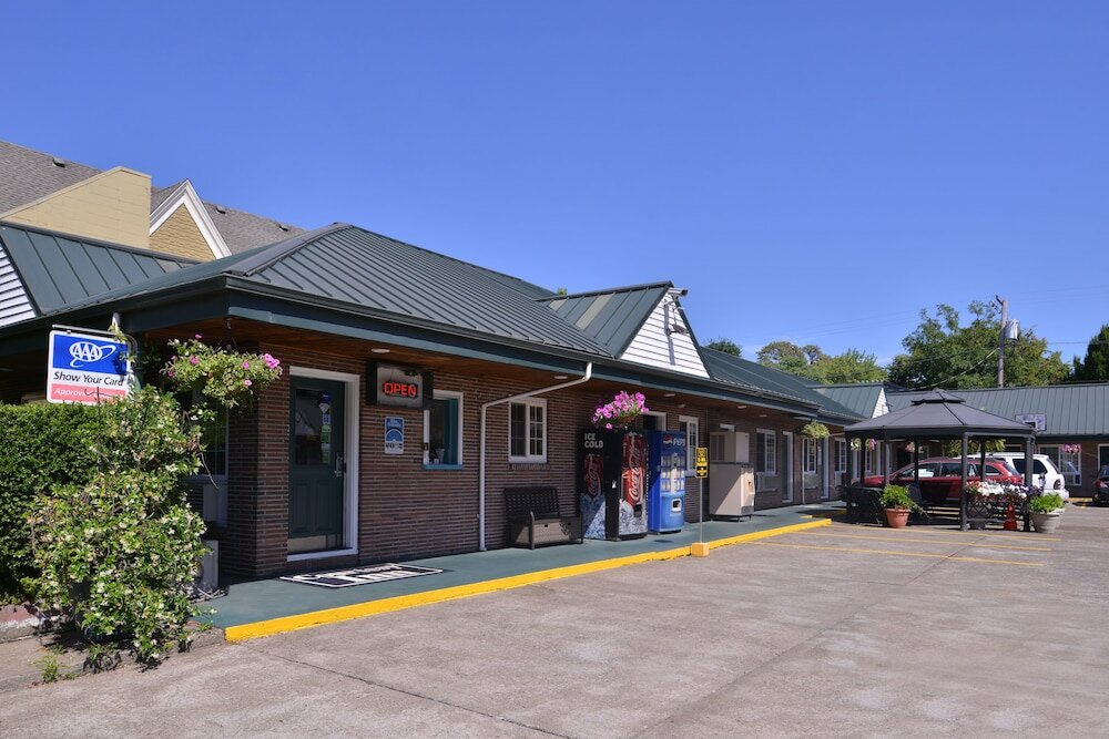 Фото Courtesy Inn Eugene Downtown