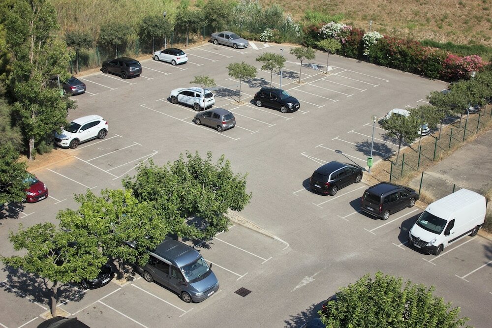 Фото Ibis Marseille Provence Aeroport
