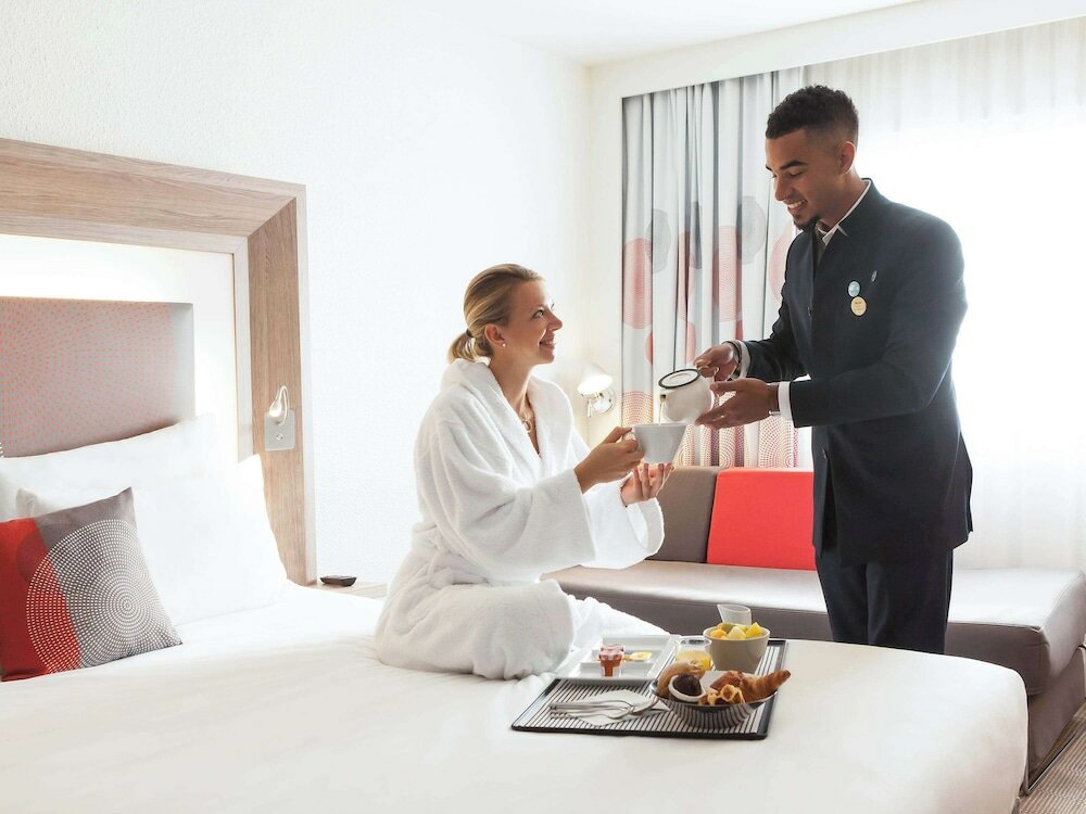 Фото Novotel Paris La Défense Esplanade