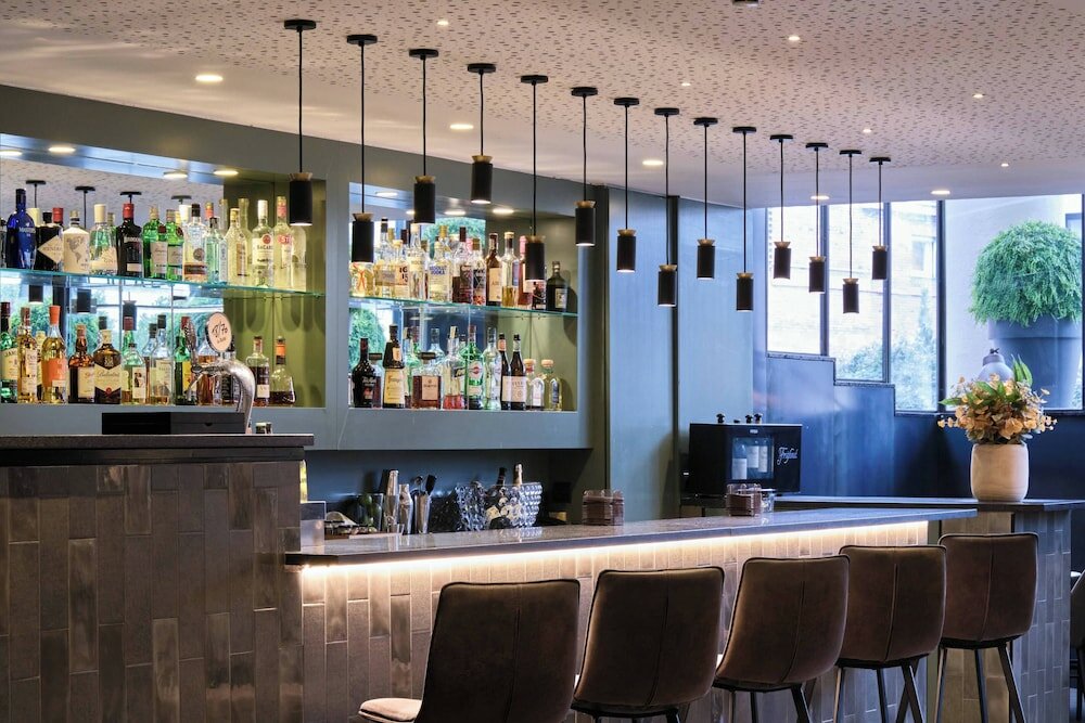 Фото Отель Catalonia Park Güell