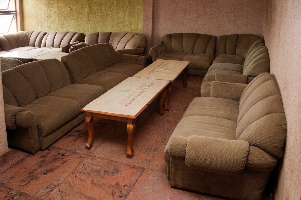 Фото Alfoscar Hotel & Suites