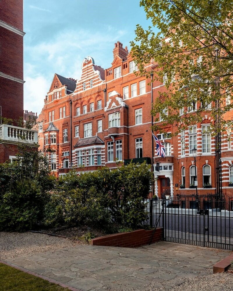 Фото 11 Cadogan Gardens, The Apartments and The Chelsea Townhouse by Iconic Luxury Hotels