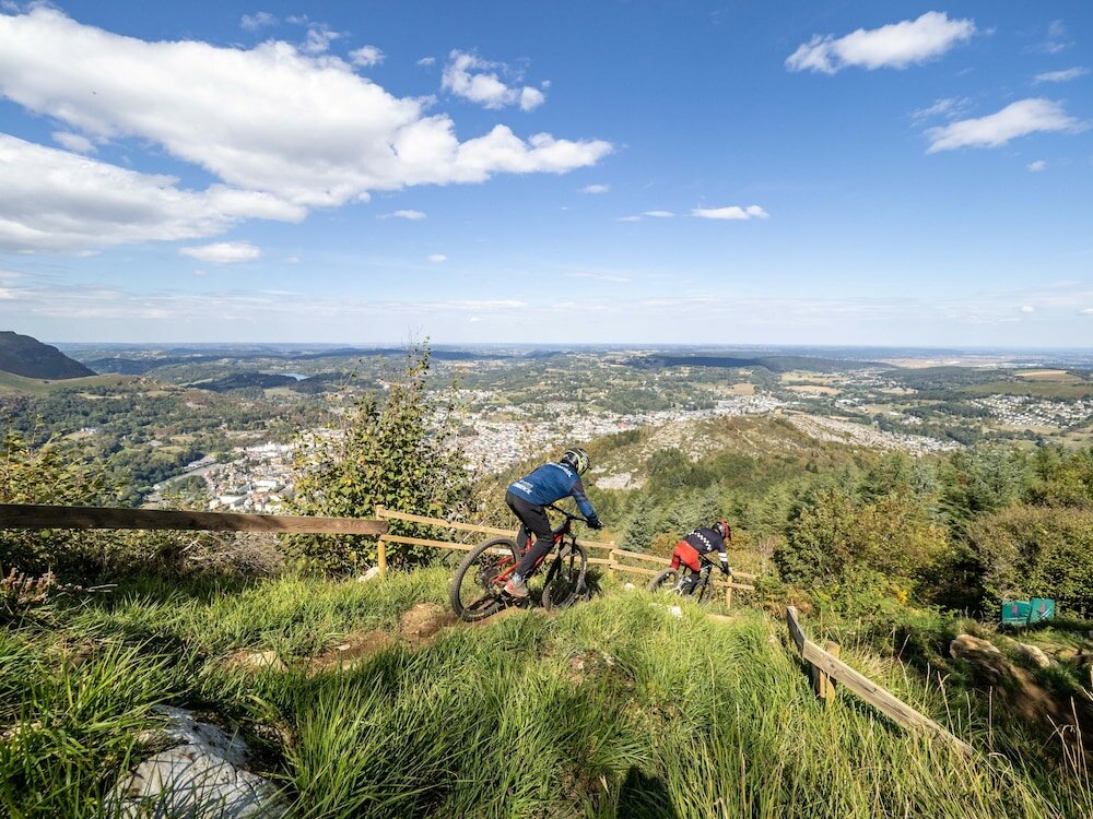 Фото Hôtel Hélianthe