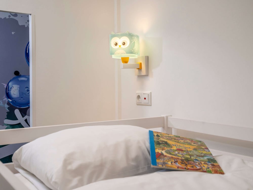 Фото Ibis Styles Hamburg Alster City