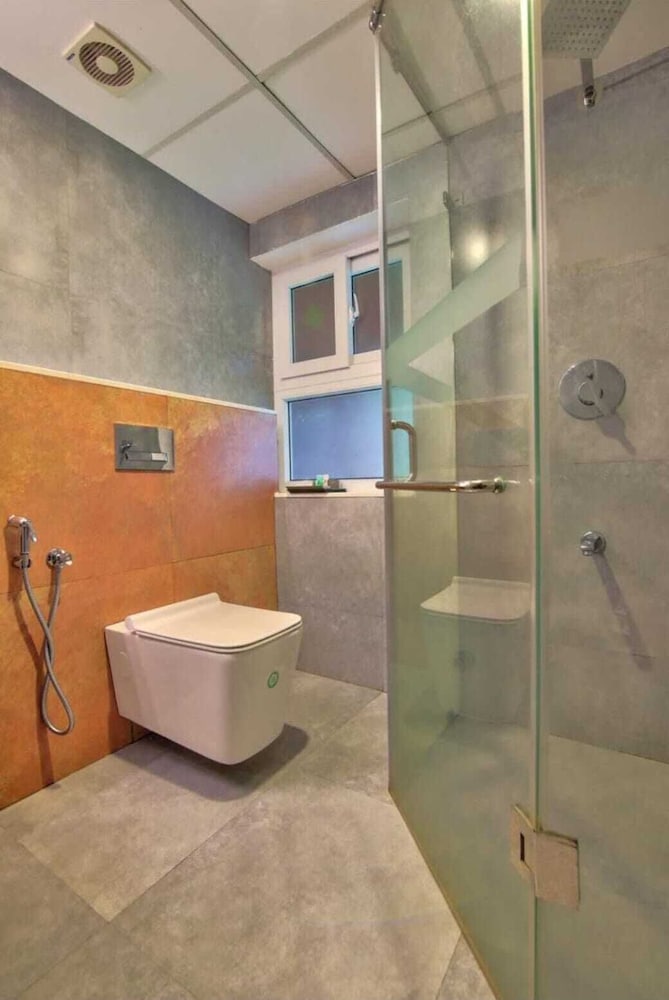 Фото Crayons Guest House