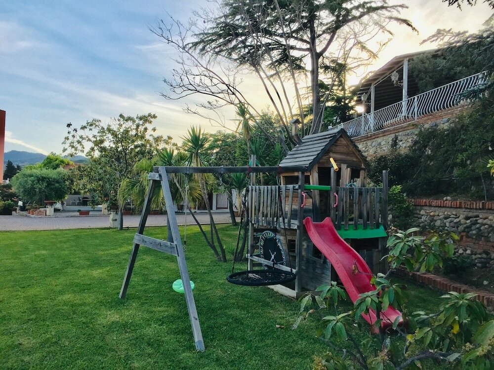 Фото Scilla e Cariddi Bed&Breakfast