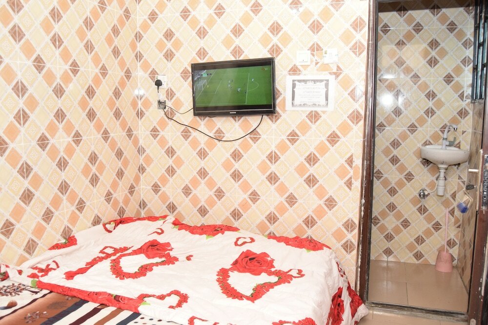 Фото De'elites Pool Bar & Inn