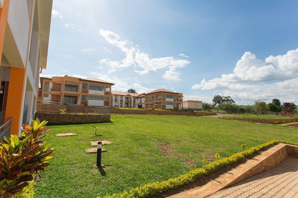 Фото Cenetra Hotel