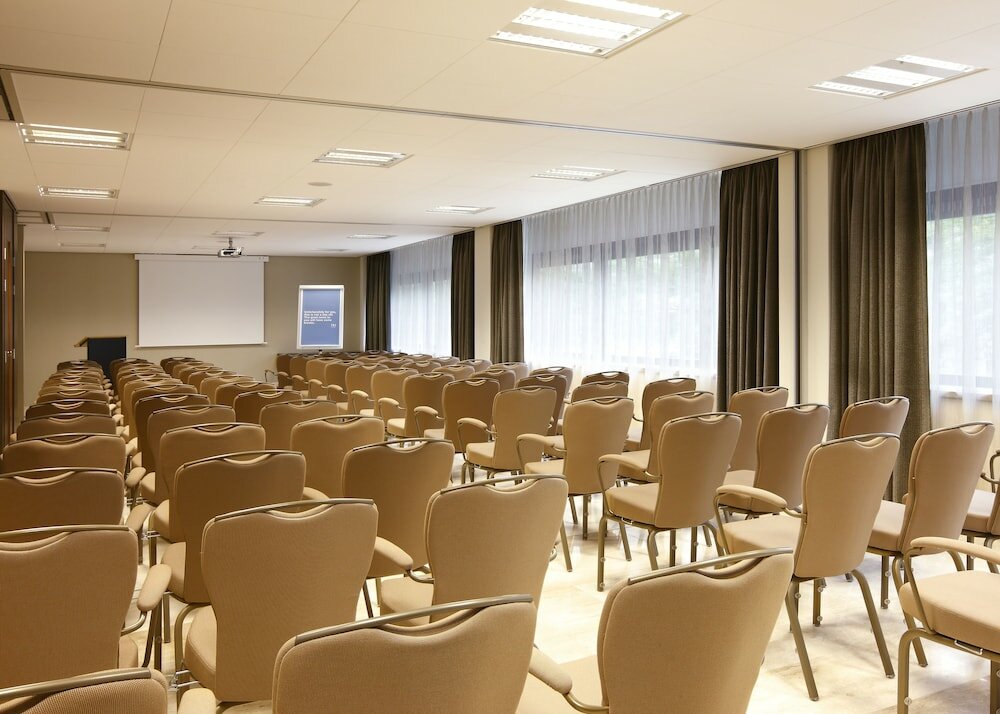 Фото Nh Amsterdam Zuid