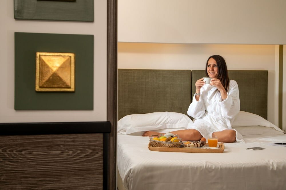 Фото Hotel Domidea