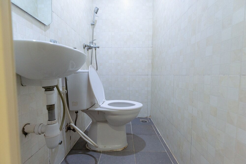 Фото RedDoorz @ Nagoya Indah