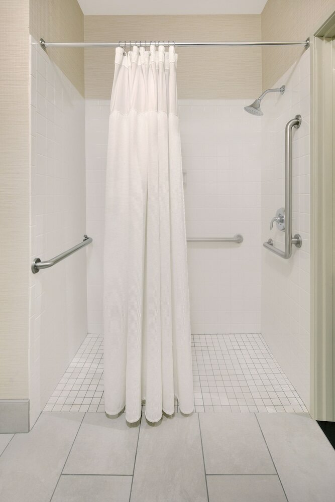 Фото Fairfield Inn & Suites by Marriott Austin-University Area