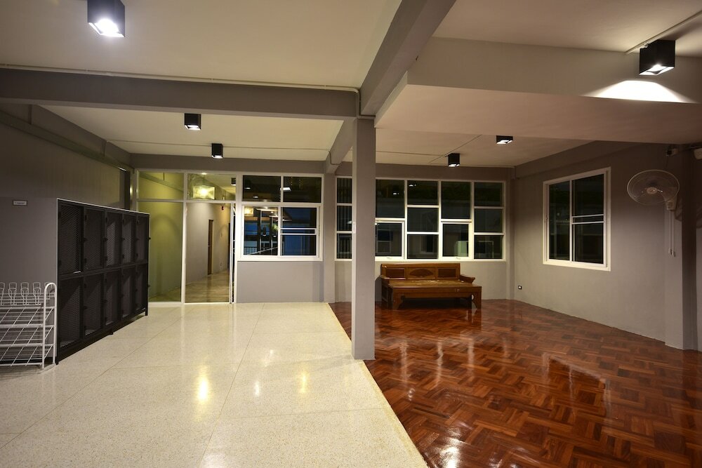 Фото Inn Stations Hostel