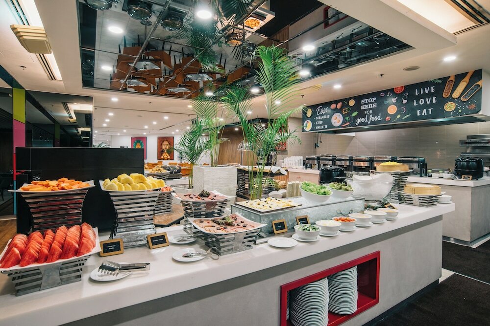 Фото Oakwood Hotel & Residence Kuala Lumpur