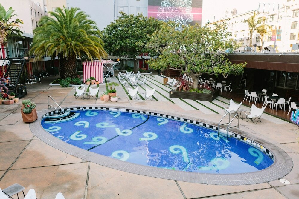 Фото The Phoenix Hotel