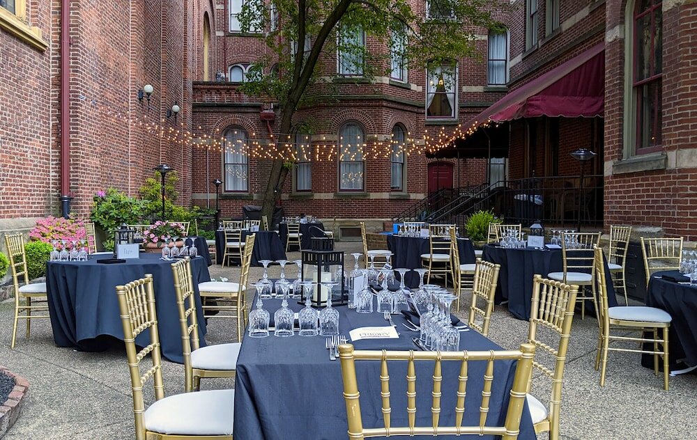 Фото The Priory Hotel