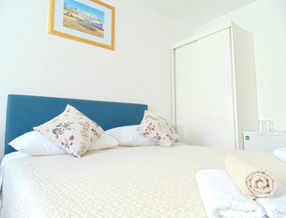 Фото Peruzovic Rooms & Apartments