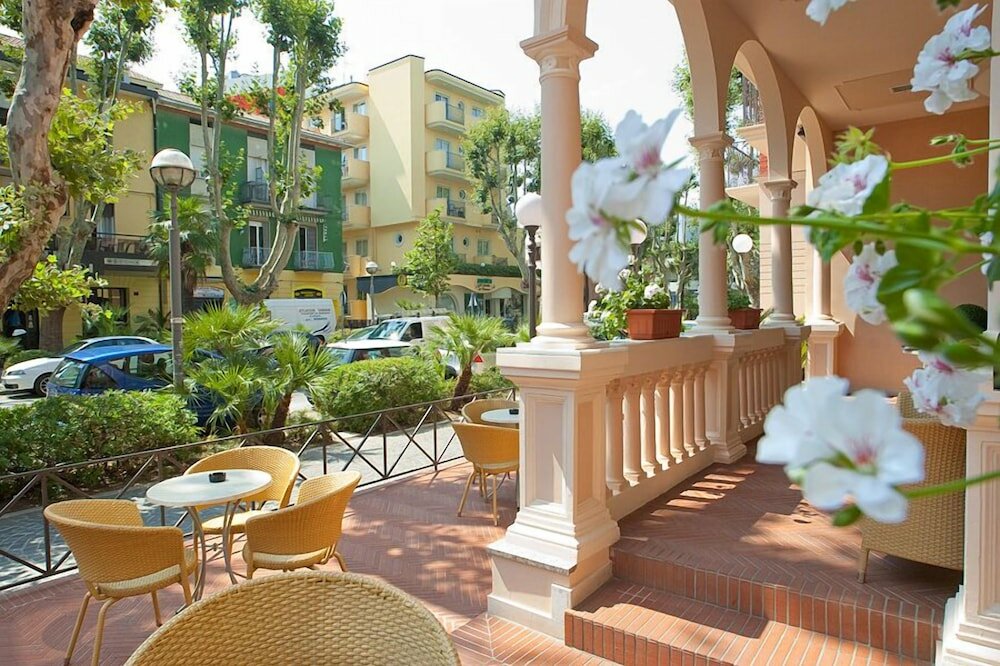 Фото Hotel Villa Luigia