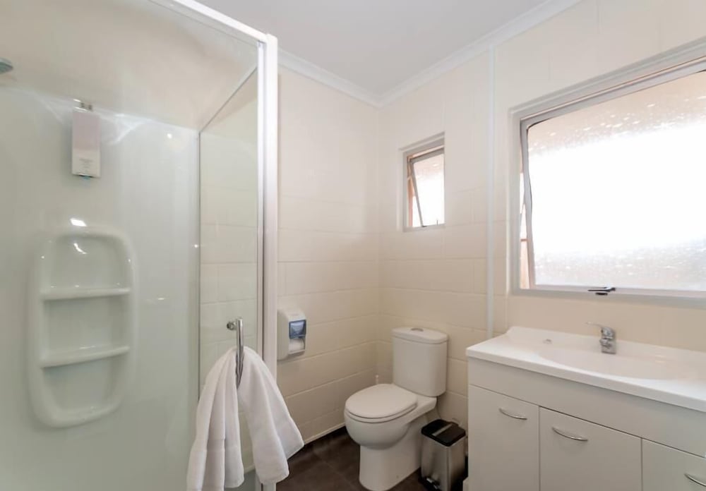 Фото Montana Lodge Motel