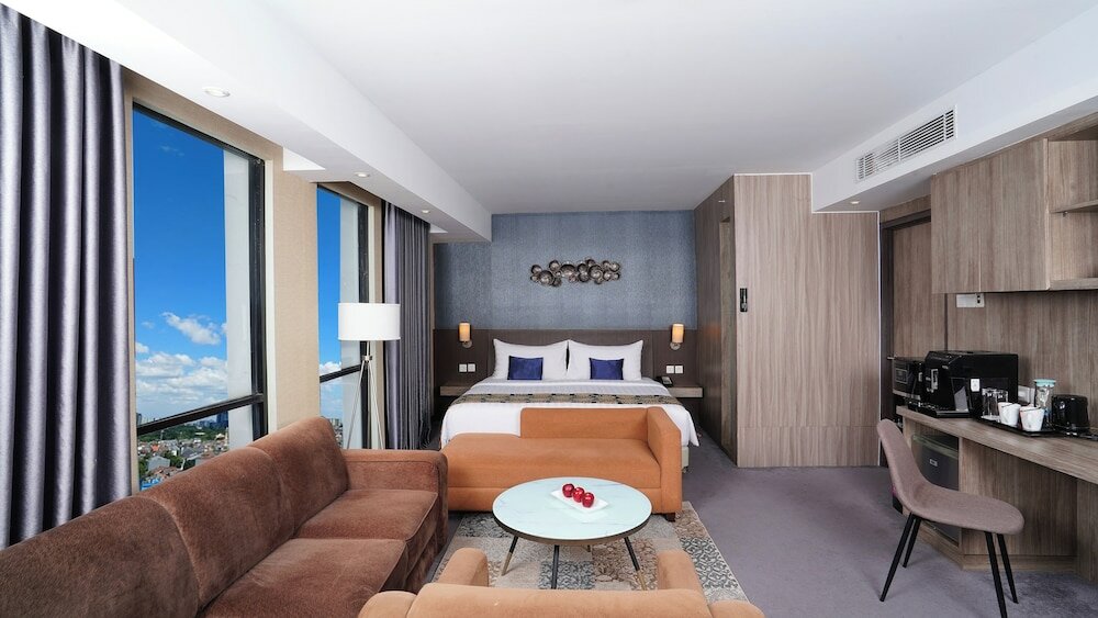 Фото Aston Inn Pandanaran Semarang