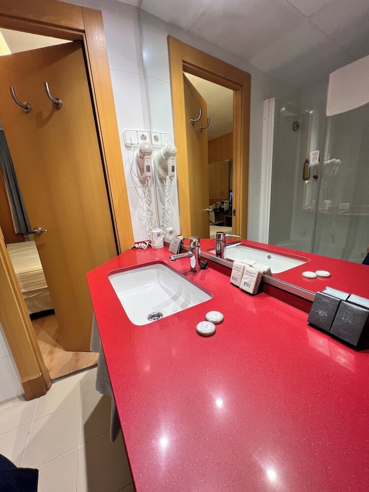 Фото Platjador Hotel