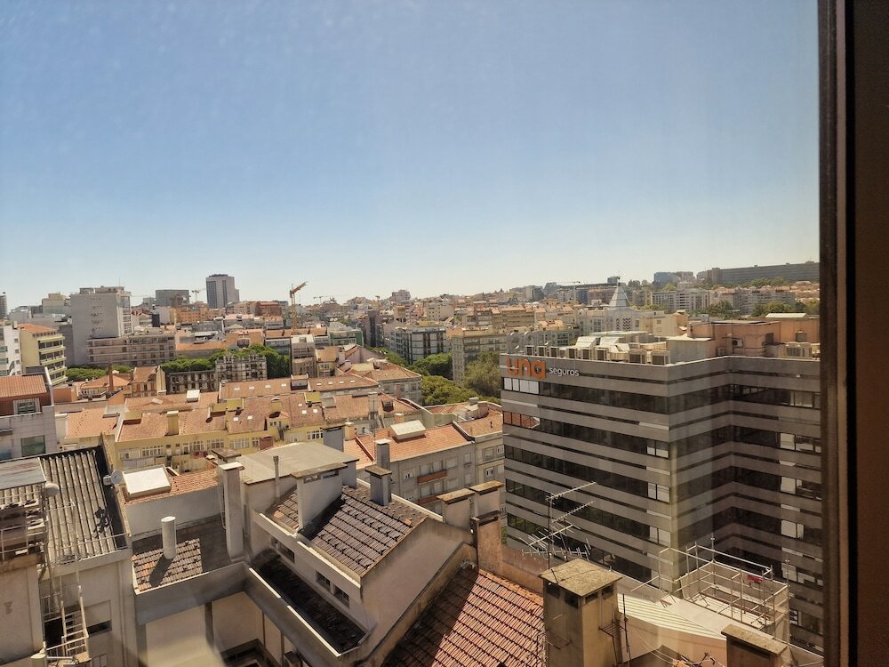 Фото Holiday Inn Lisbon - Continental